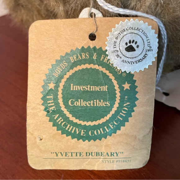 Boyds Bears 20th Anniversary 1999 "Yvette Dubeary" Archive Collection - Picture 5 of 8
